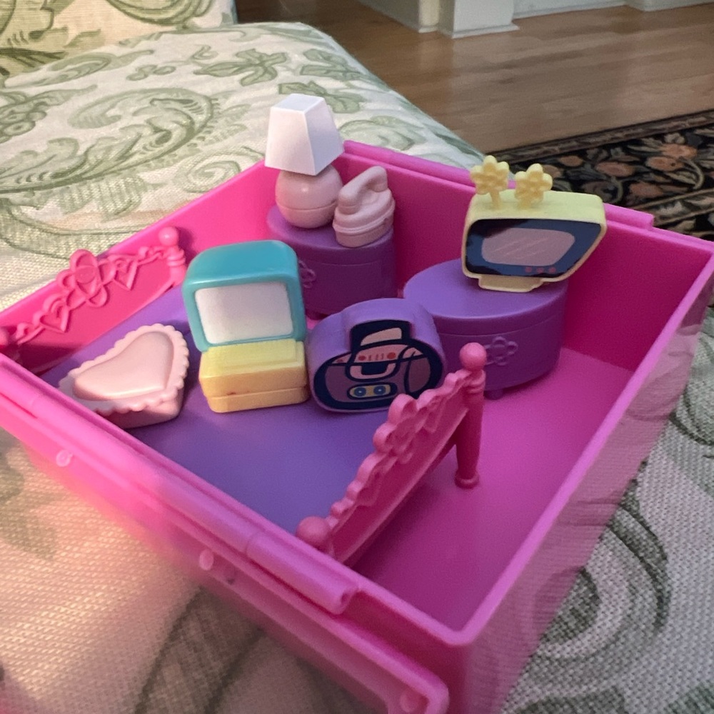 Rare Tara Toy Corp 2001 Barbie Bedroom Stamp Set Incl. 7 Stamps,Ink Pad, Storage